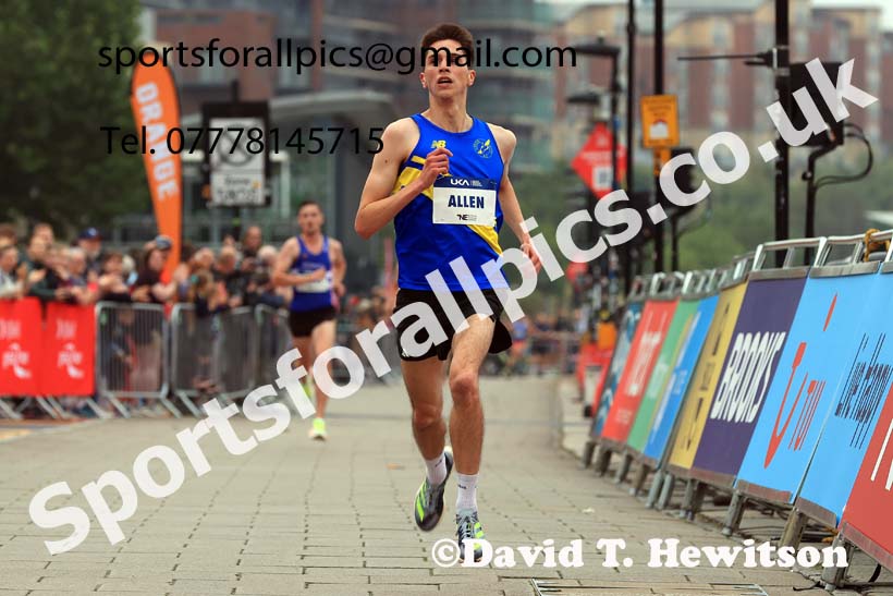 Mens 2024 UK Athletics 5k Road Champs., Newcastle/Gateshead Quayside.  Photo: David T. Hewitson/Sports for All Pics